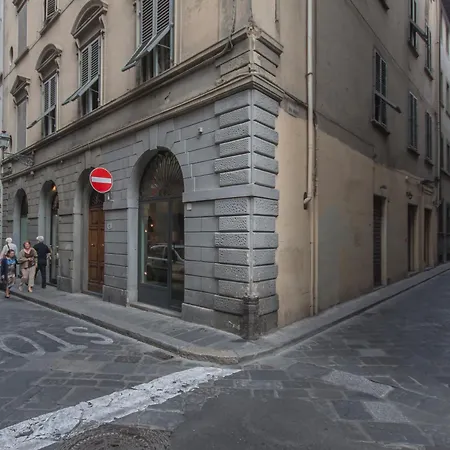 Florence- Gemma 2bd Tornabuoni Area *